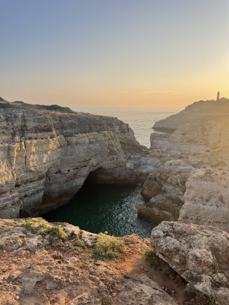 tramonto lungo il sentiero delle sette valli sospese